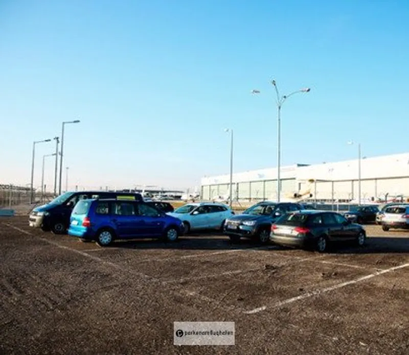 Mazur Parkplatz Bild 1