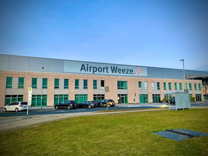 Adresse Weeze Flughafen